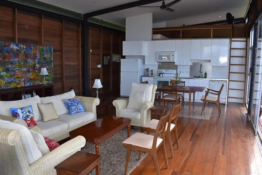 Bridge Cabin Villa Diego Martin