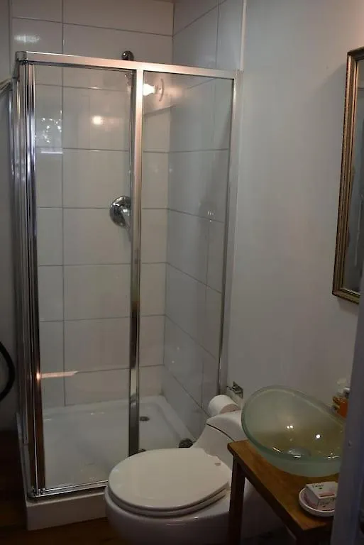 Bridge Cabin Villa Diego Martin 0*,  Trinidad e Tobago
